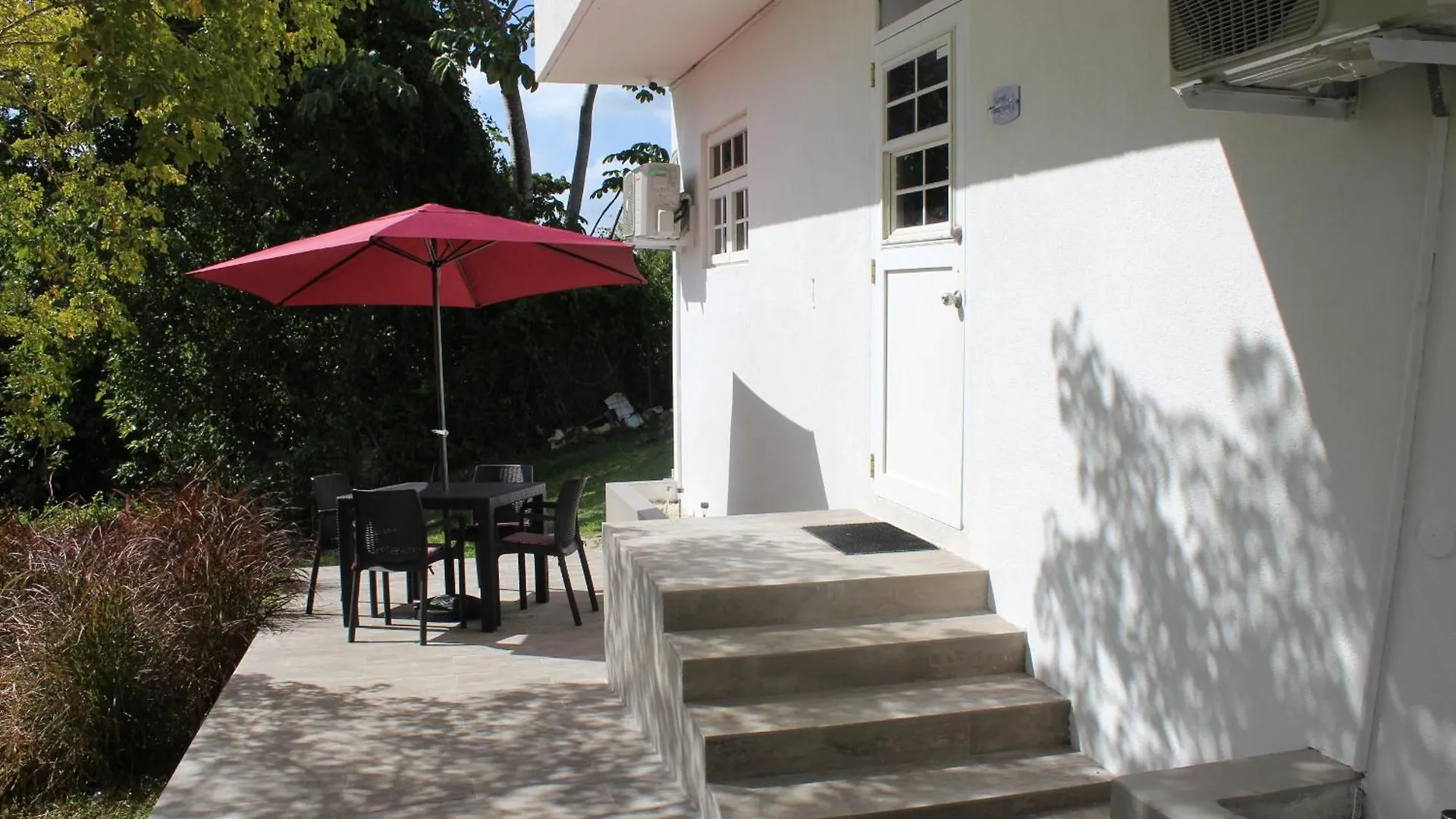 Sunset Apartment Saint James